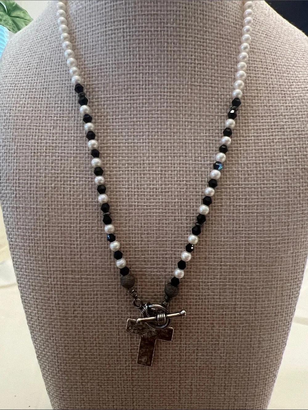 Classic Sterling Silver Pearl and Black Bead Cross Pendant Necklace
